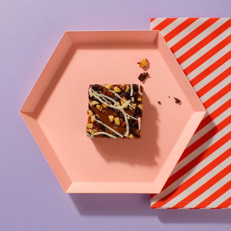 Cakes made to Stand out on the counter